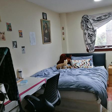 Guest House Private Room Near Glasgow City Centre Экстерьер фото