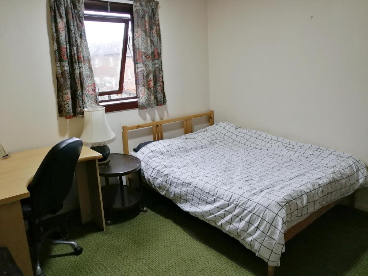 Guest House Private Room Near Glasgow City Centre Экстерьер фото